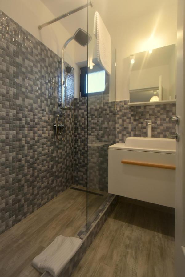 Apartment Neferprod - Is - Cam 05 Timisoara